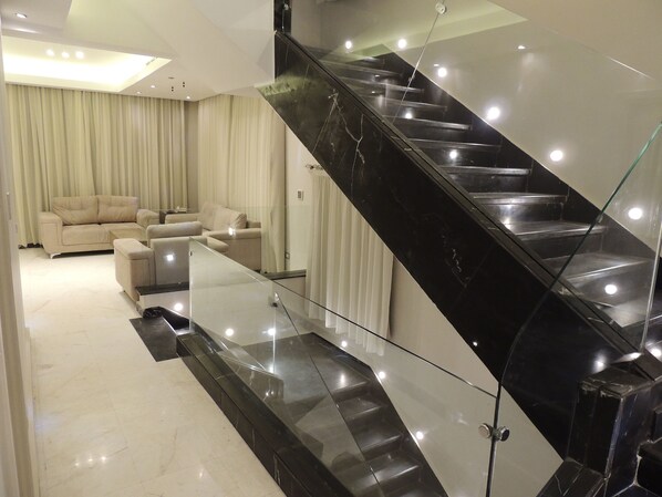 Villa Élite, 5 chambres, vue jardin | Réception