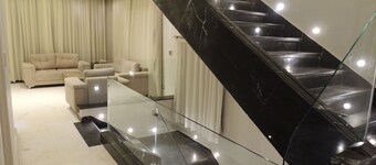 วิลล่าซุลตันดุสิตนิวคายโร