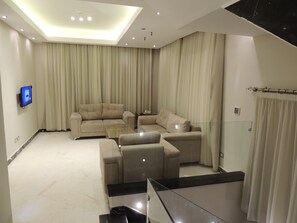 Villa Élite, 5 chambres, vue jardin | 5 chambres, draps en coton égyptien, literie de qualité supérieure