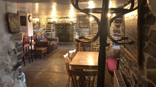 The Pecking Mill Inn