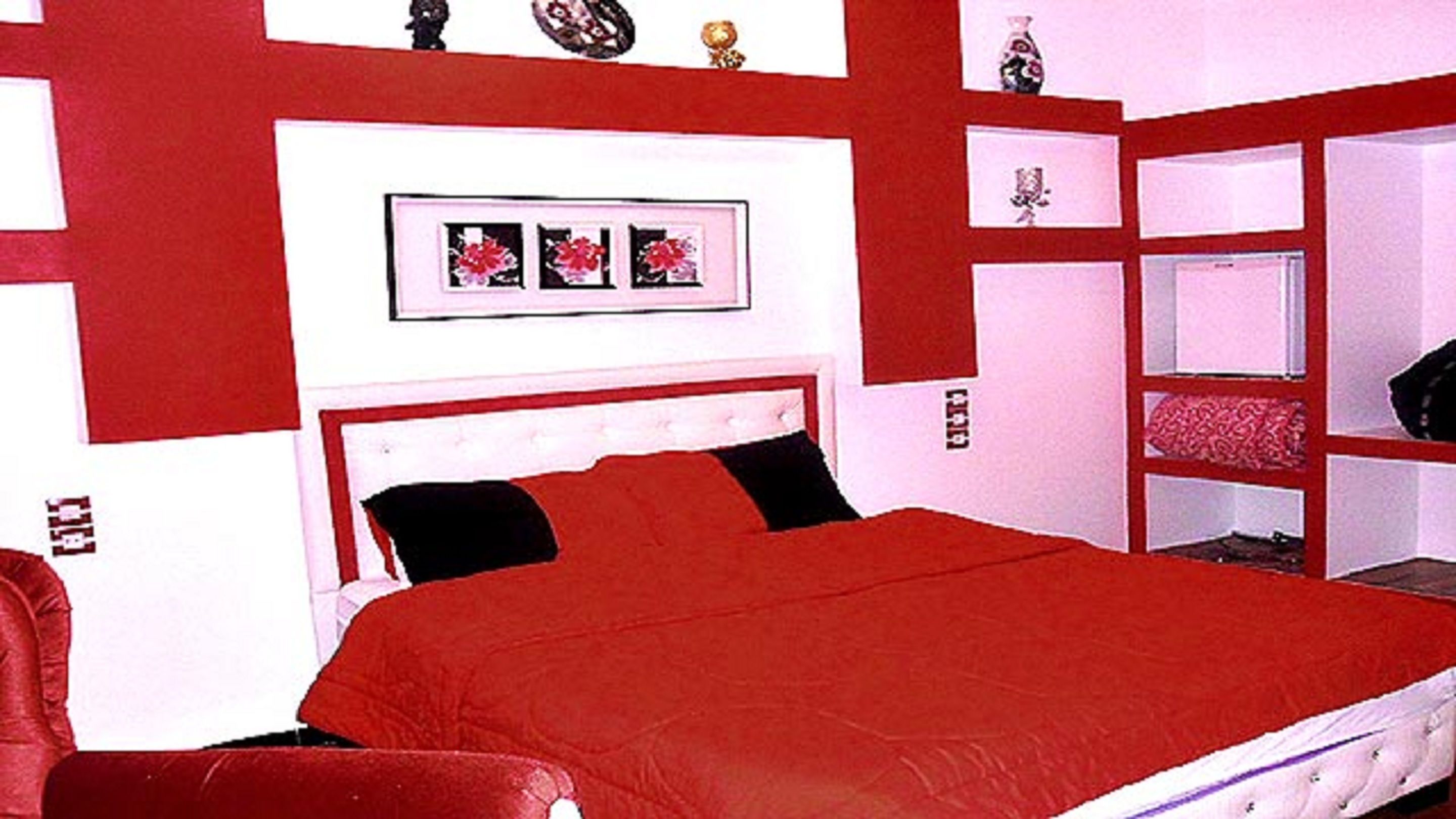 Blackout drapes, free cribs/infant beds, free WiFi, bed sheets