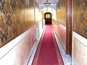 Hallway - Hotel Bouazza (Tiaret)