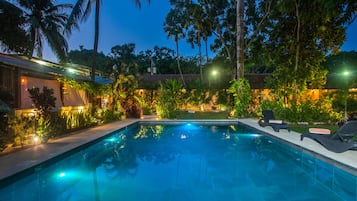 Udendørs pool, liggestole