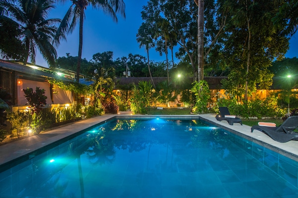 Outdoor pool, pool loungers