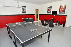 House, Multiple Beds | 8 bedrooms