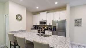 Unclassified image, 4 of 32, button - Champions Gate Four-bedroom (Davenport)