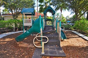 House, 5 Bedrooms | Children’s play area – outdoor