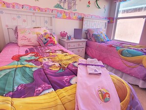 House, 6 Bedrooms | Children’s theme room - Emerald Island Resort Six-bedroom (Kissimmee)