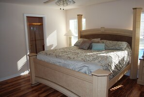 House, 4 Bedrooms