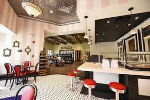 Casa de ciudad, 5 habitaciones | Café