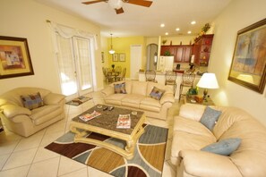 하우스, 침실 5개 | 거실 공간