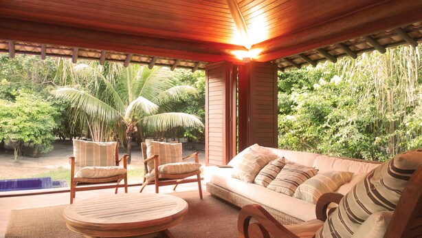 Exclusive House, Multiple Beds, Smoking | Living area | LED TV - Casa de Praia Acolhedora (Salvador)