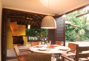 Exclusive House, Multiple Beds, Smoking | In-room dining