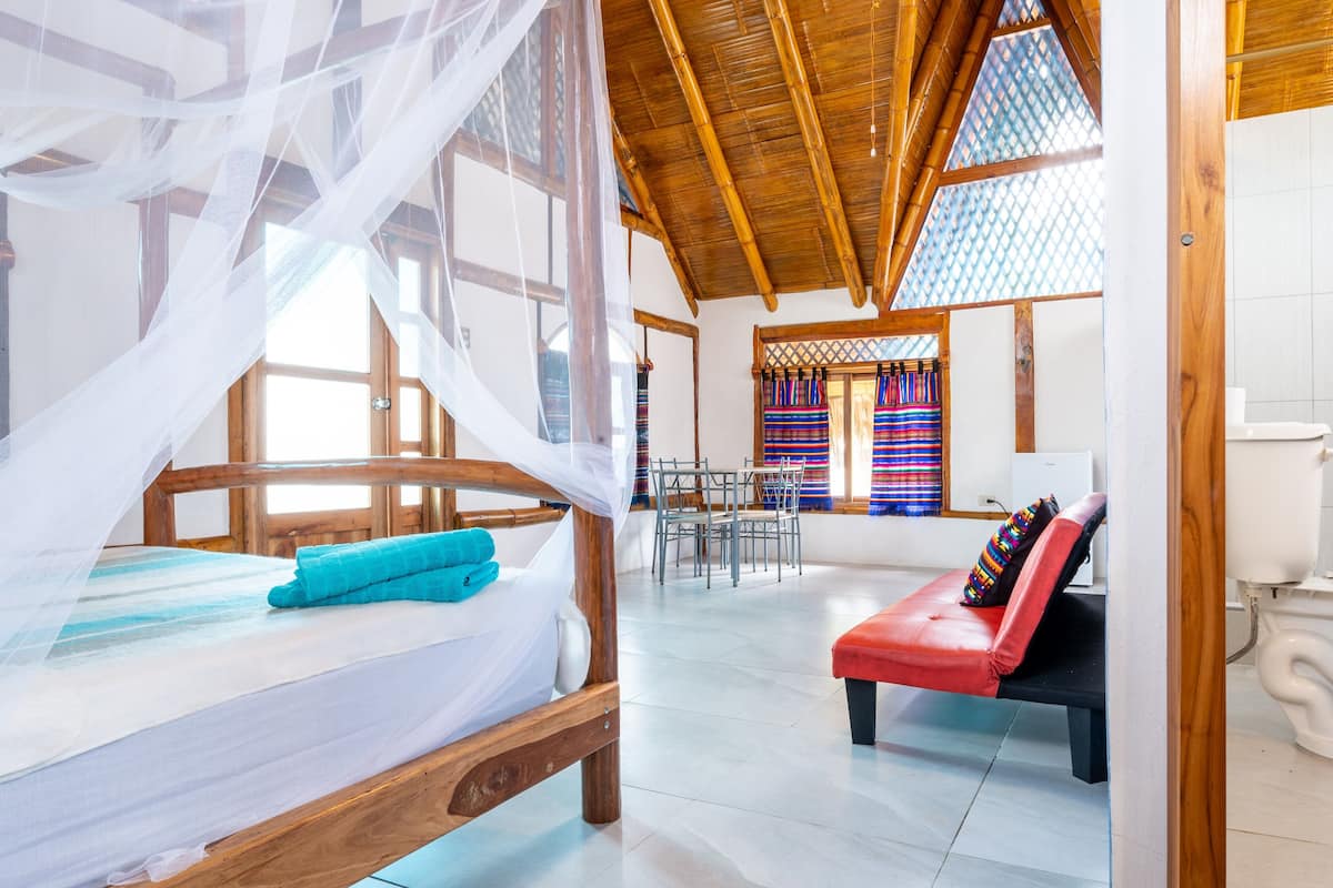 Comfort-Doppelzimmer, 1 Queen-Bett, Terrasse, eingeschrÀnkter Meerblick
