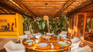 Interior - Casa de Praia Portuguesa (Mata de São João)