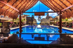 Pool - Ocean View Penthouse in Playa del Carmen Aldea Thai by BRIC Vacation Rentals (Playa del Carmen)