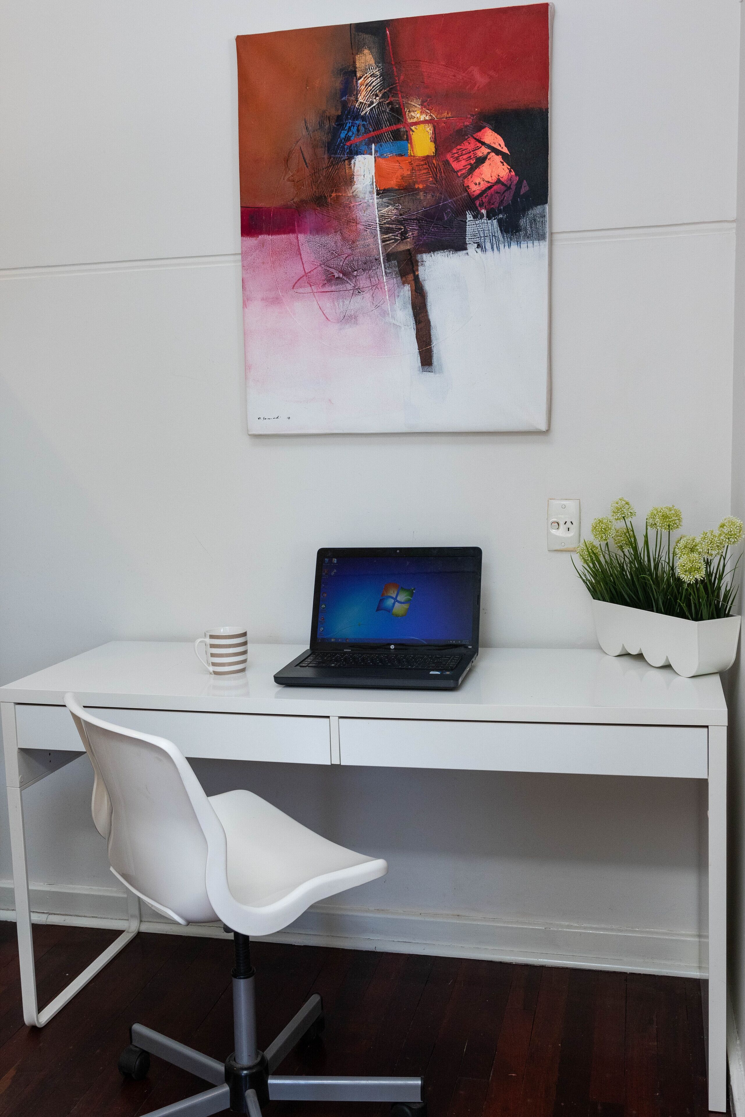 Comfy Lodge Belmont at affordable price — image 15