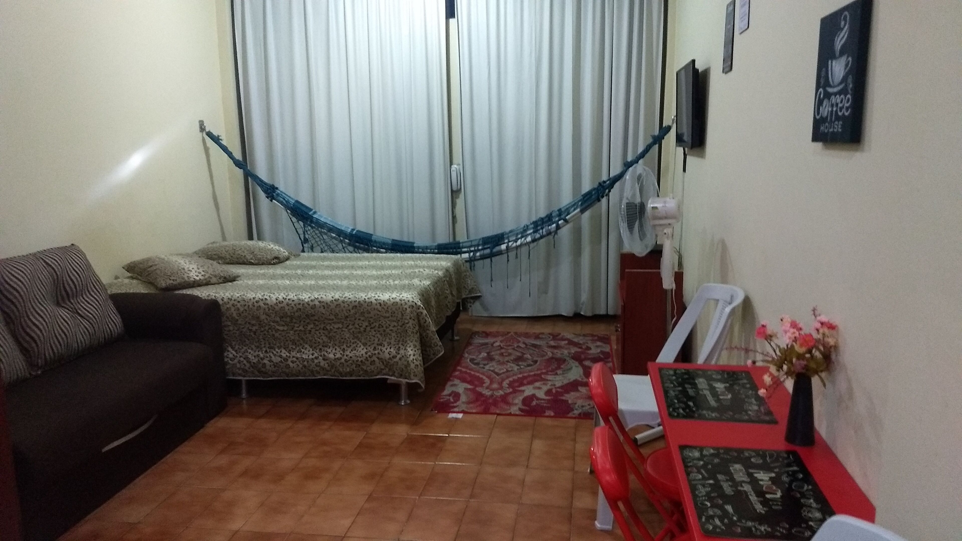 1 makuuhuone, silitysrauta/-lauta, Wi-Fi, vuodevaatteet