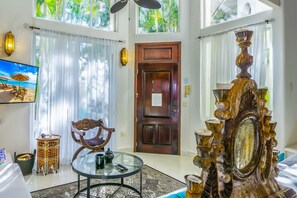 Interior - One bedroom Luxury condo by BRIC at The Royal Palms (Playa del Carmen)