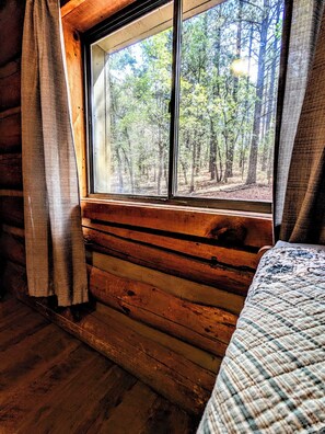 Interior - Charming Log Cabin in Tall Pines w/ Large Deck (Pinetop-Lakeside)