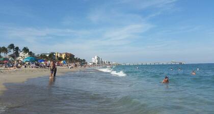 Luxury 1BR / 1BTH Condo - media cuadra de la playa