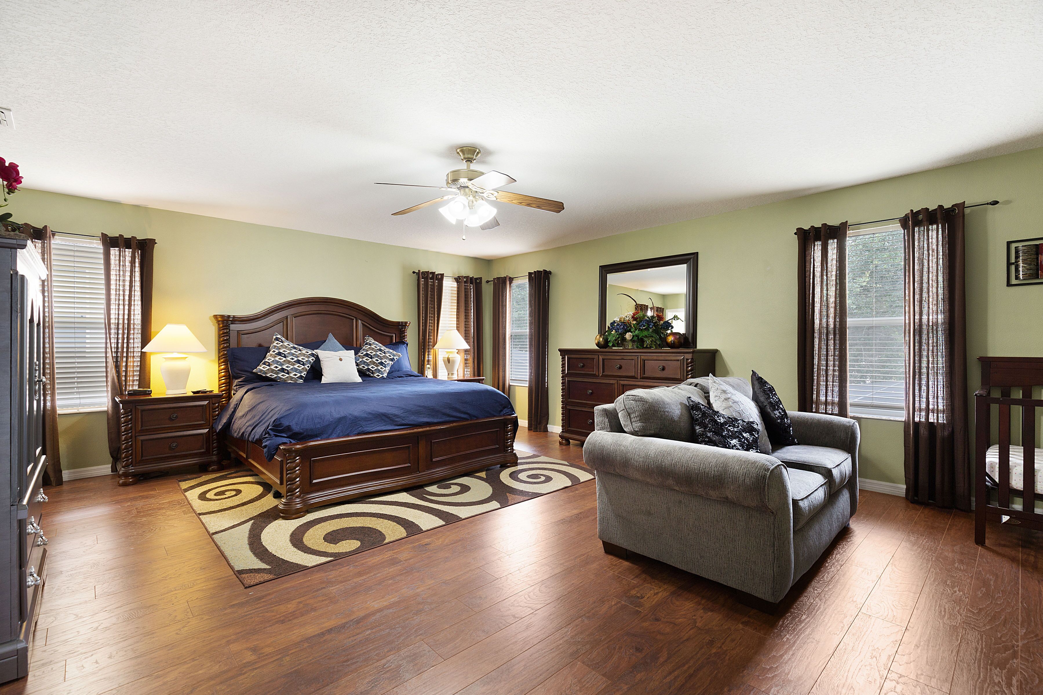 8 bedrooms, in-room safe, iron/ironing board, free WiFi