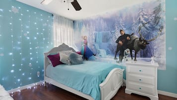 8 bedrooms, in-room safe, iron/ironing board, free WiFi