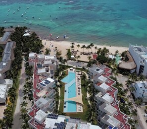 Exterior - Ocean View Condo at The Elements by BRIC (Playa del Carmen)