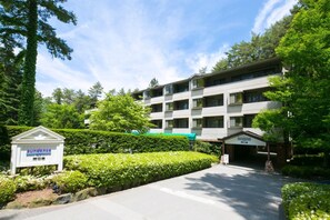 Exterior - Sundance Resort Kawaguchiko (Fujikawaguchiko)