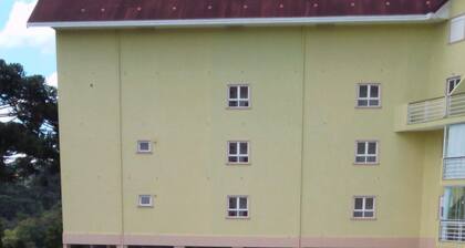 FIT. GORGEOUS IN THE MOUNTAIN