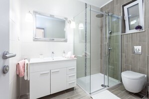 Ducha y bañera combinadas