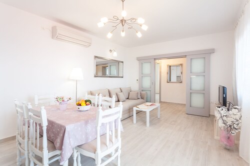 Gästehaus Simoni - Wohnung wurde 2018 komplett renoviert !!!! 