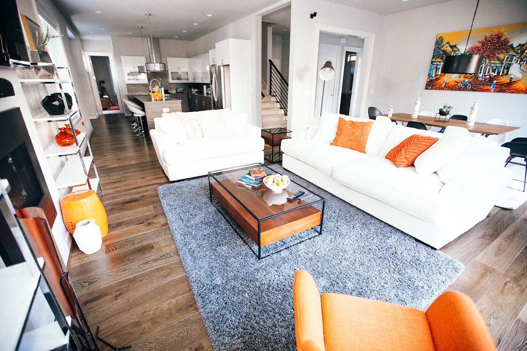 LED TV, fireplace, video games, Netflix