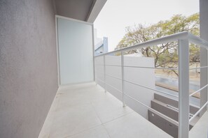 Leilighet, 1 queensize-seng, ikke-røyk | Balkong