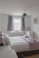 Apartment, 2 Bedrooms | Free WiFi, bed sheets