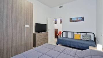 1 Schlafzimmer, schallisolierte Zimmer, Bügeleisen/Bügelbrett