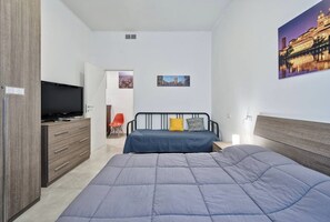 1 bedroom, soundproofing, iron/ironing board, free WiFi
