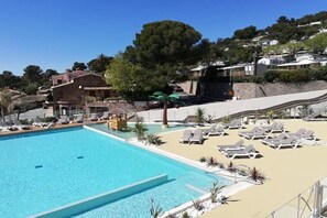 Outdoor pool, a heated pool - New mobile home Saint Raphael 180 degrees sea view (Saint-Raphaël)