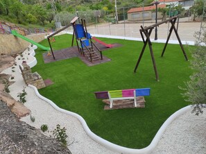 Children’s area - Casa Serrana for 8 people (Santa Cruz de Moya)