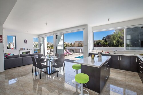 Protaras Pearl Villa PE15 -  a villa that sleeps 6 guests  in 3 bedrooms