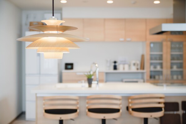 House 6 Bedroom Winter | Private kitchen | Full-size fridge, microwave, oven, stovetop - Jstyle STAY Furano (Furano)