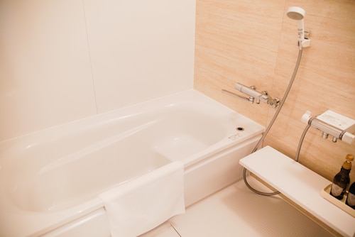 深めの浴槽