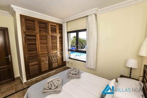 3 bedrooms, in-room safe, iron/ironing board, free WiFi