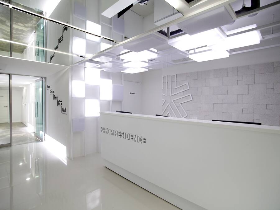 Check-in-/Check-out-Schalter