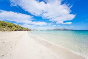 On the beach - SUN OF THE BAY 3 (B3 - A3) - Apartment with sea views in Port d'Alcúdia. Free WiFi (Alcúdia)