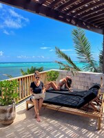 Ropa de cama de alta calidad, cubrecamas y colchones con pillow-top