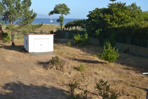 Property grounds - House with direct access to Finisterre beach (Finisterre)