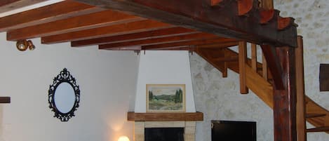 TV, fireplace, DVD player, table tennis