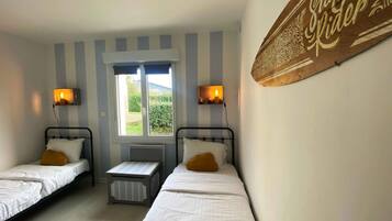 2 chambres, accĂšs Internet, draps fournis