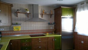 Fridge, microwave, dishwasher, coffee/tea maker